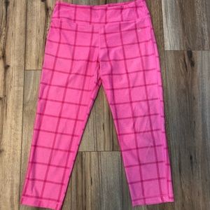 Cropped workout pants.  Size Medium